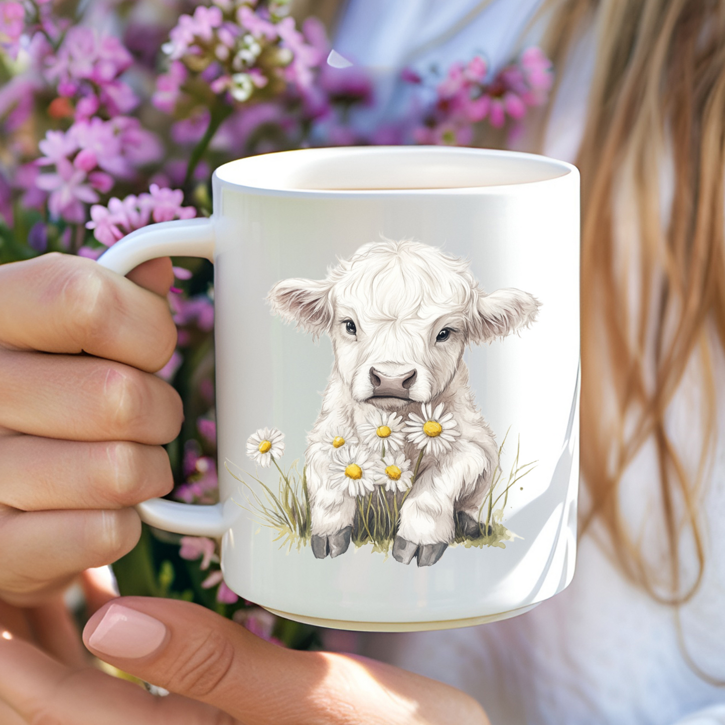 Highland Cow With Daisies Mug