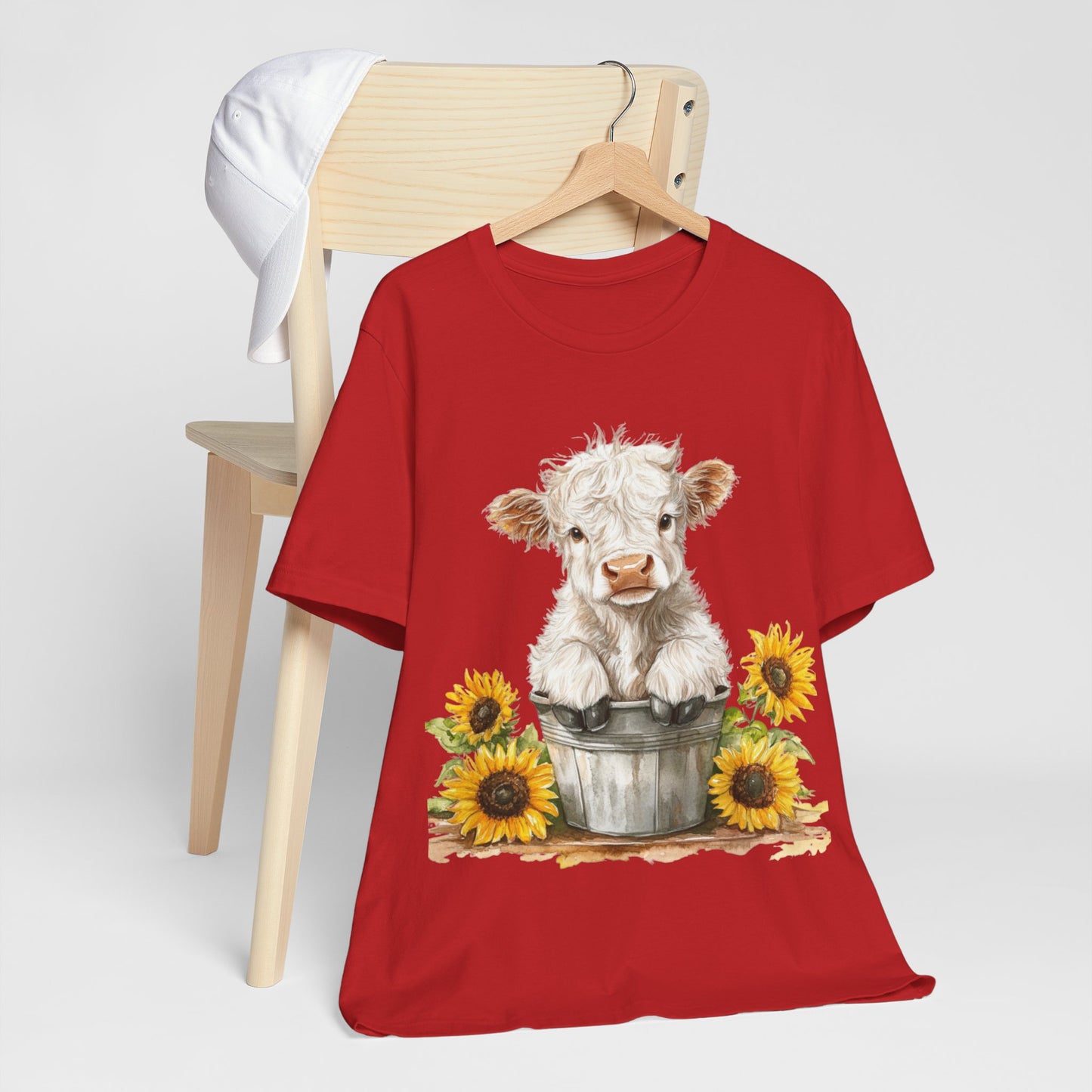 Cute Highland Cow & Sunflower  Tee - Perfect Gift for Animal Lovers